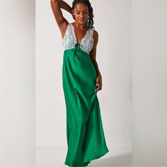 Free People Dresses & Skirts - Free People Intimately Countryside Maxi Slip Dress